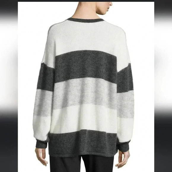 Vince Striped Mohair Blend V- Neck Sweater in Carbon/White/Steel Size xs - Picture 3 of 6